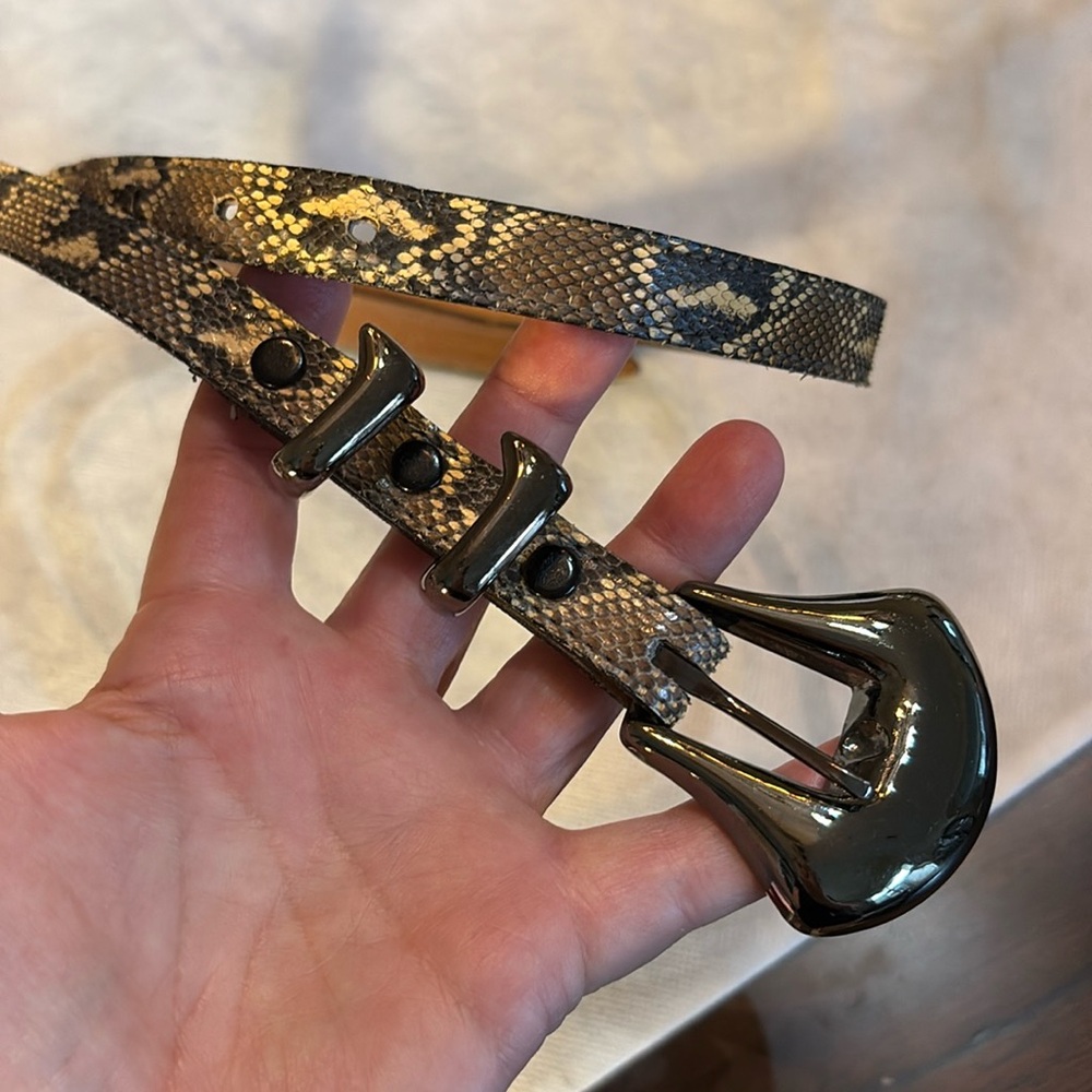 🐍ACCNY Vintage Shiny gunmetal brass buckle, skinny snakeskin adjustable belt